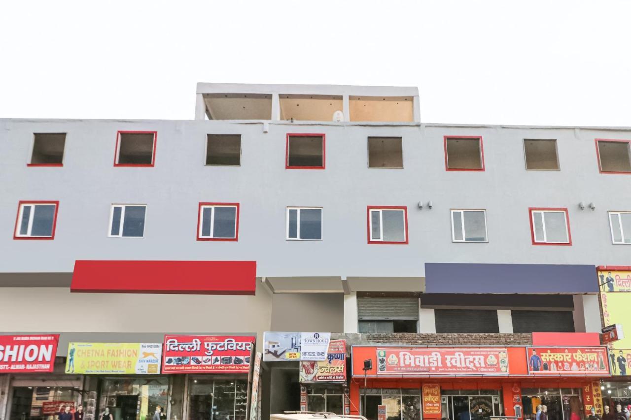 Townhall Bhiwadi المظهر الخارجي الصورة